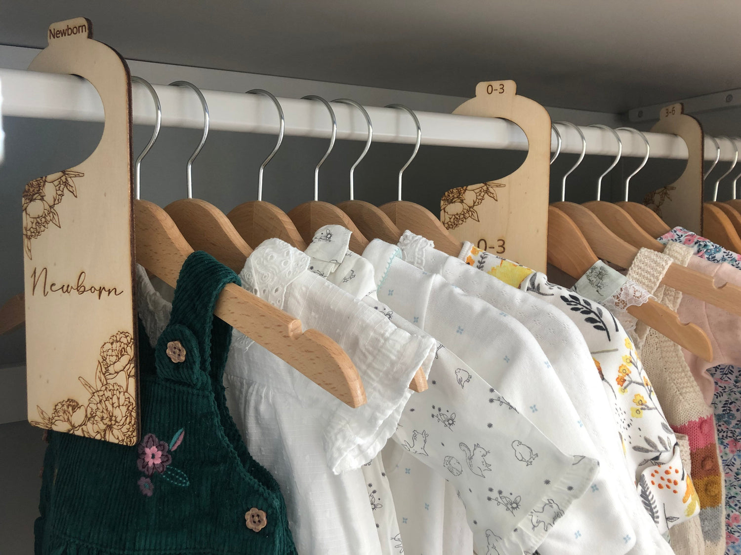 Baby Wardrobe Age Dividers | Newborn Baby Gift | Baby Closet Hanger Dividers | Boho Themed Nursery | Baby Girl Nursery | Floral | Botanical
